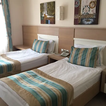 Hotel Asmin 3*