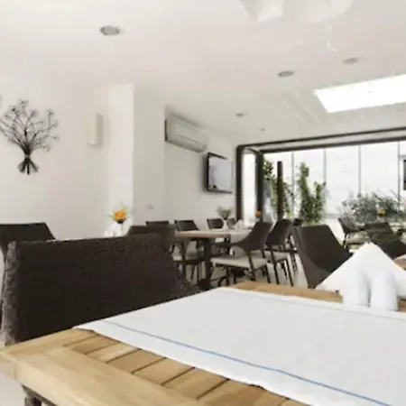 Hotel Asmin